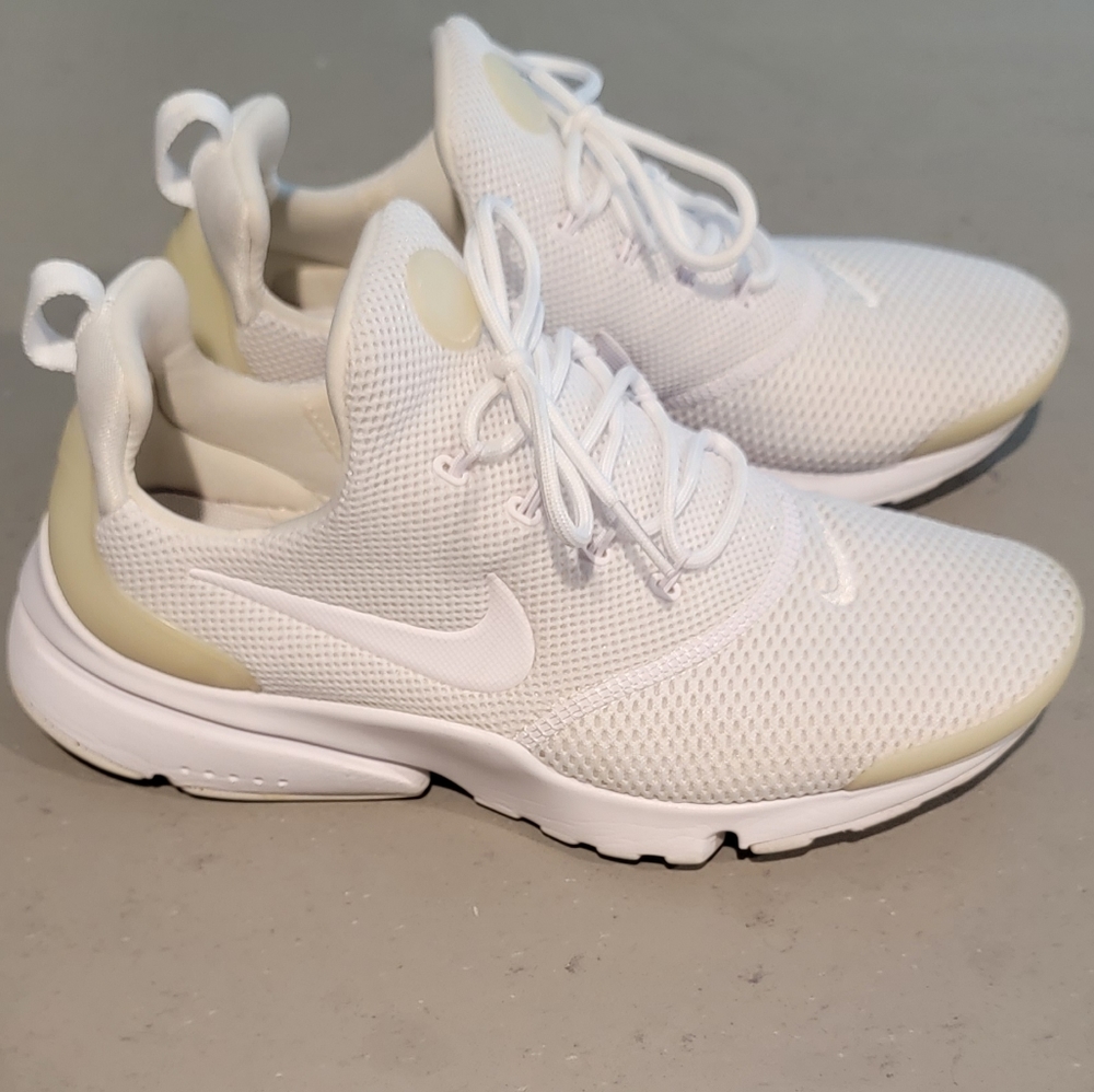 Solid White Nike Presto
